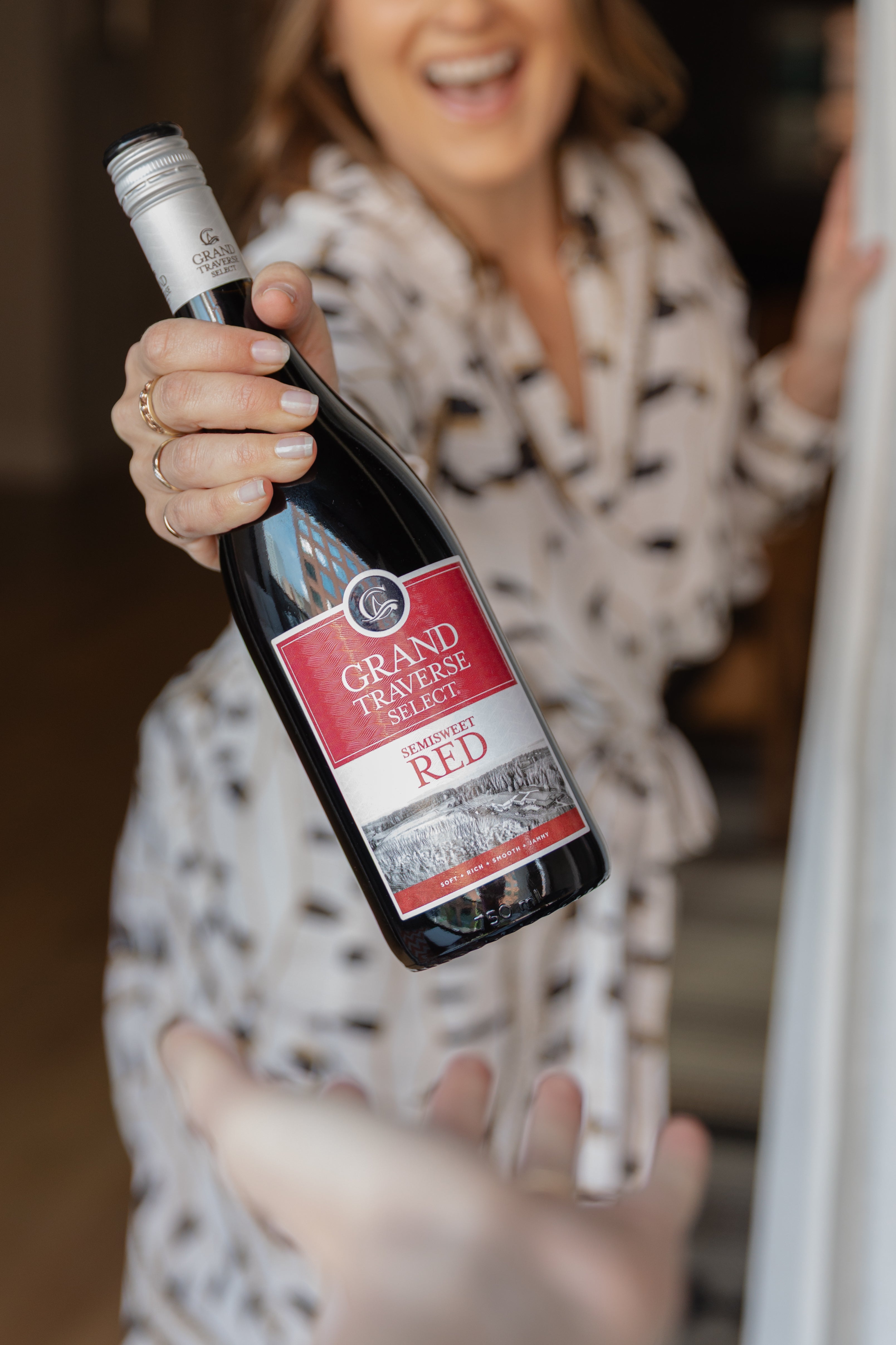 華紅薇ページ　7-13 Sweet Red Wine | Chateau Grand Traverse
